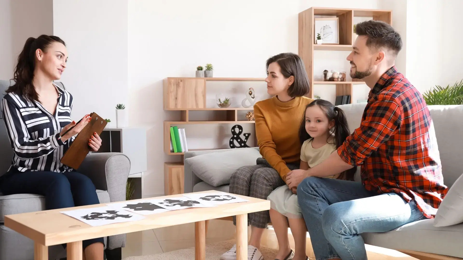 Building Stronger Family Connections and Navigating Challenges
